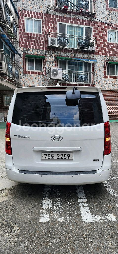 그랜드 스타렉스 lpg 차량 1300만원에판매합니다.--3
