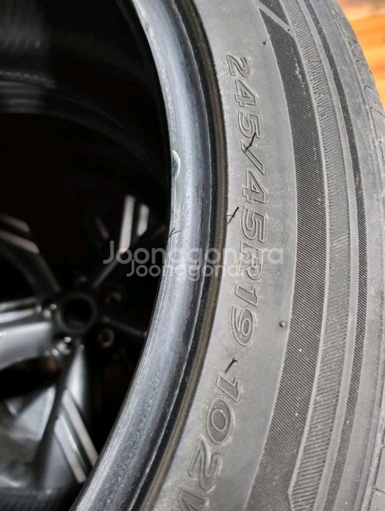 245/45R19 중고타이어--0