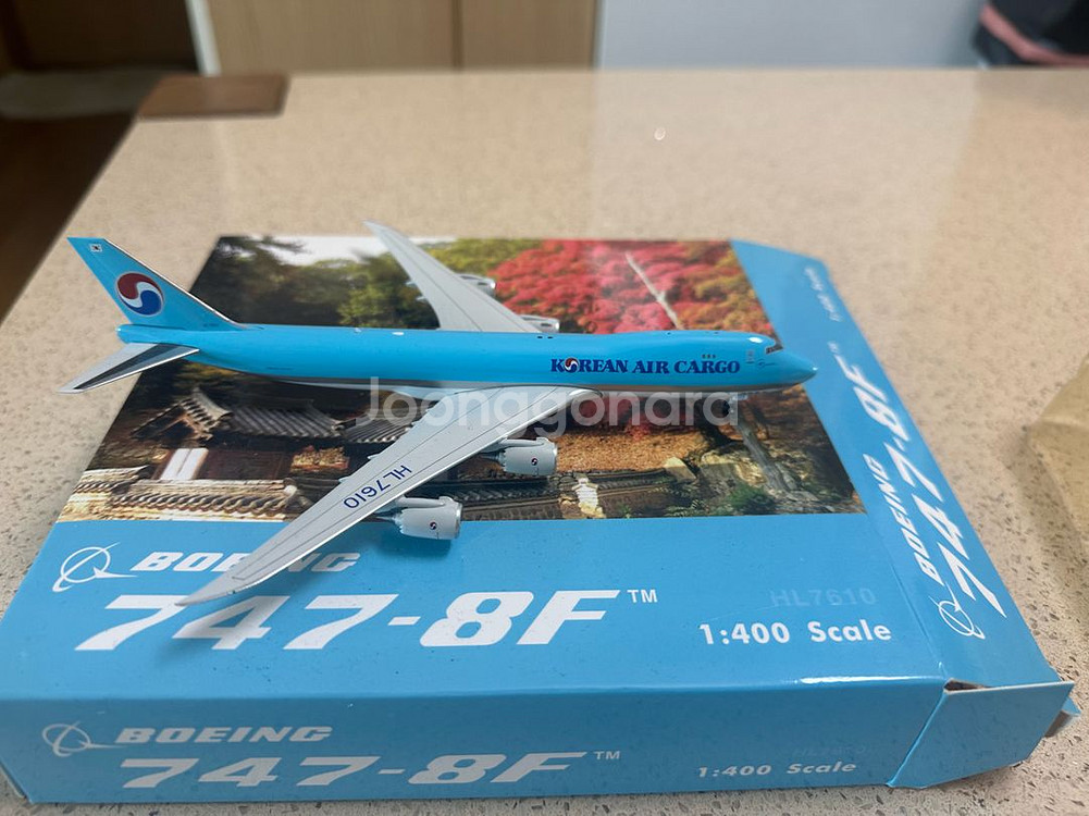 1:400 대한항공 B747-8F--1