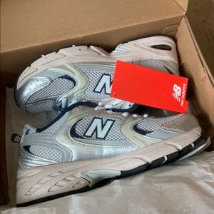 새상품뉴발란스 530실버 235