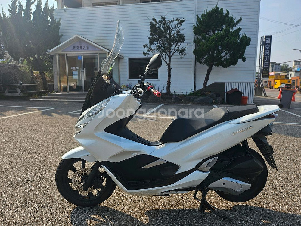 혼다PCX125 / 19년식 / 2만키로 / 125만원--1