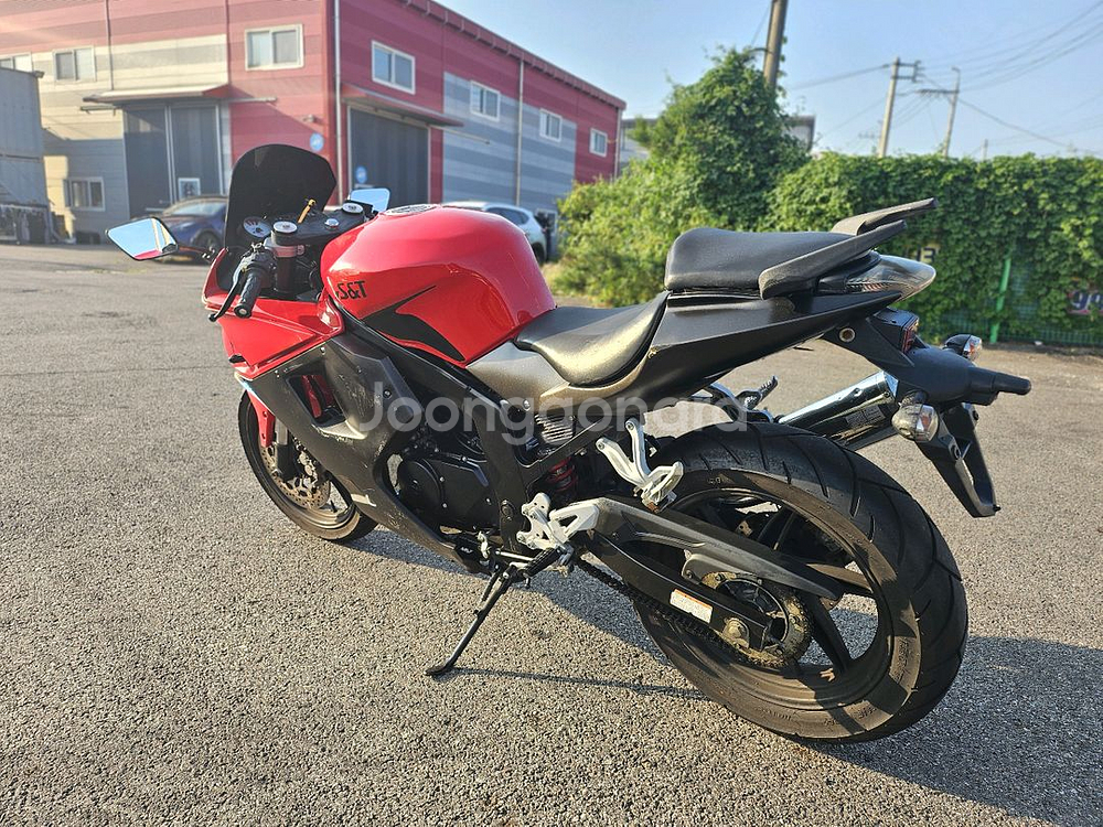 코멧250r / 14년식 / 2만키로 / 120만원--4