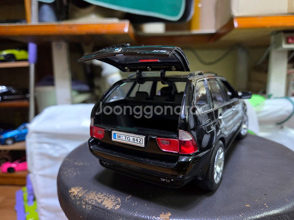 1:18 웰리 bmw x5 e53--1