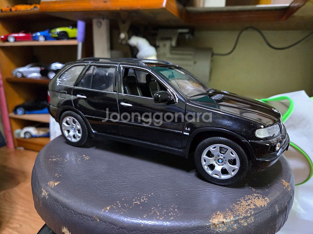 1:18 웰리 bmw x5 e53--5