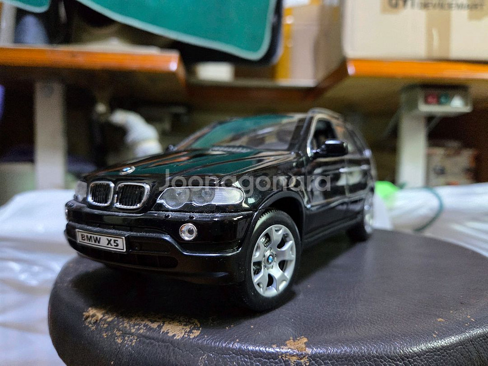 1:18 웰리 bmw x5 e53--6