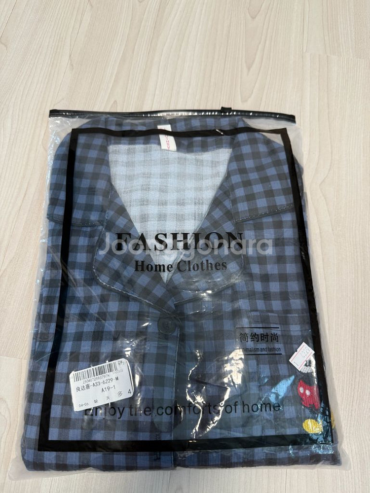 (새상품)미키마우스 체크 파자마--1