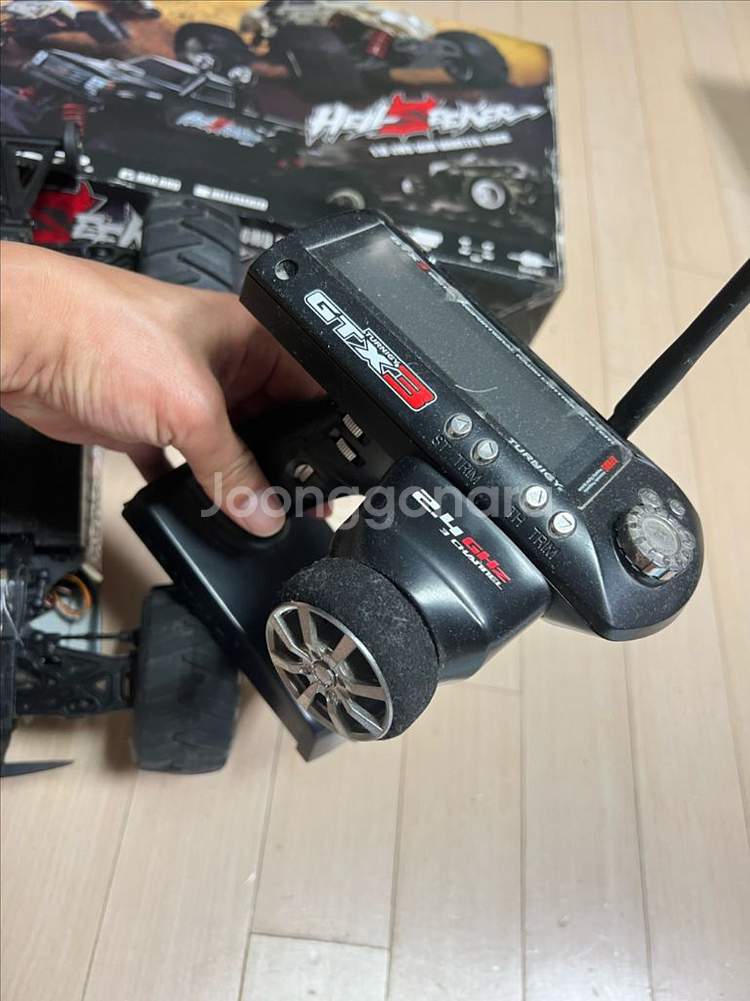 1:16 RC 몬스터 트럭 BASHER. 2대.--4