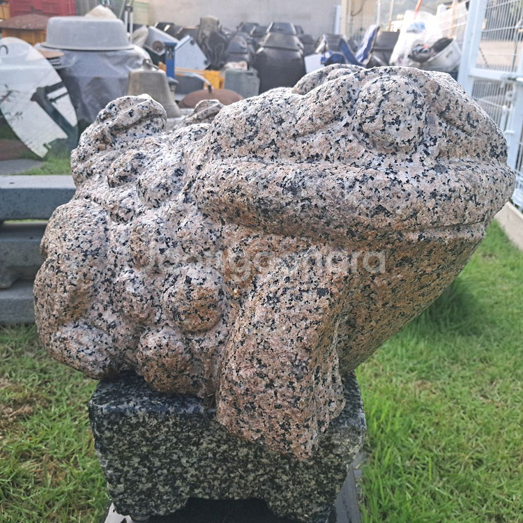 돌 두꺼비 조각상--2