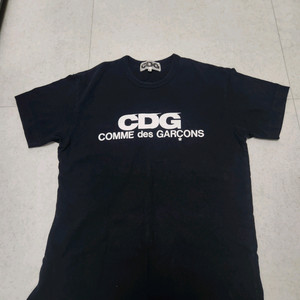 꼼데가르송 CDG반팔티(XL)
