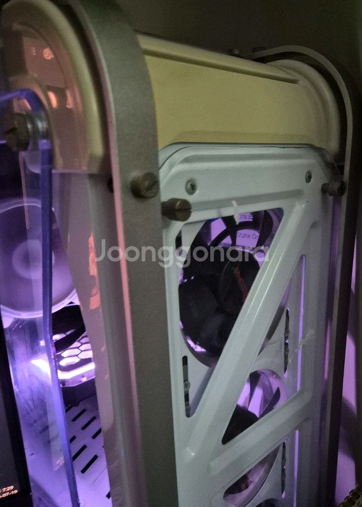 컴퓨터 본체 i7 9700F RTX 3060--0