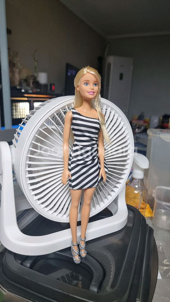 너무 예쁜 바비인형 판매해요--4