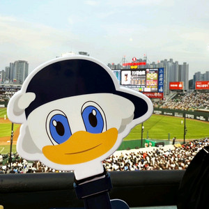 8월7일 롯데vs기아 3루5인단체석 테이블 통로4열