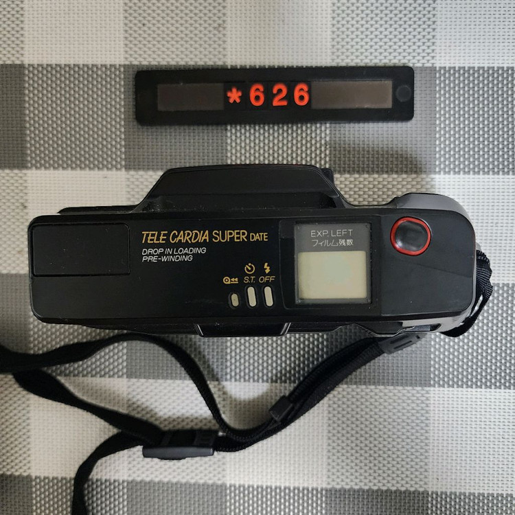 후지 텔레 카디아 슈퍼 DATE 필름카메라 이미지