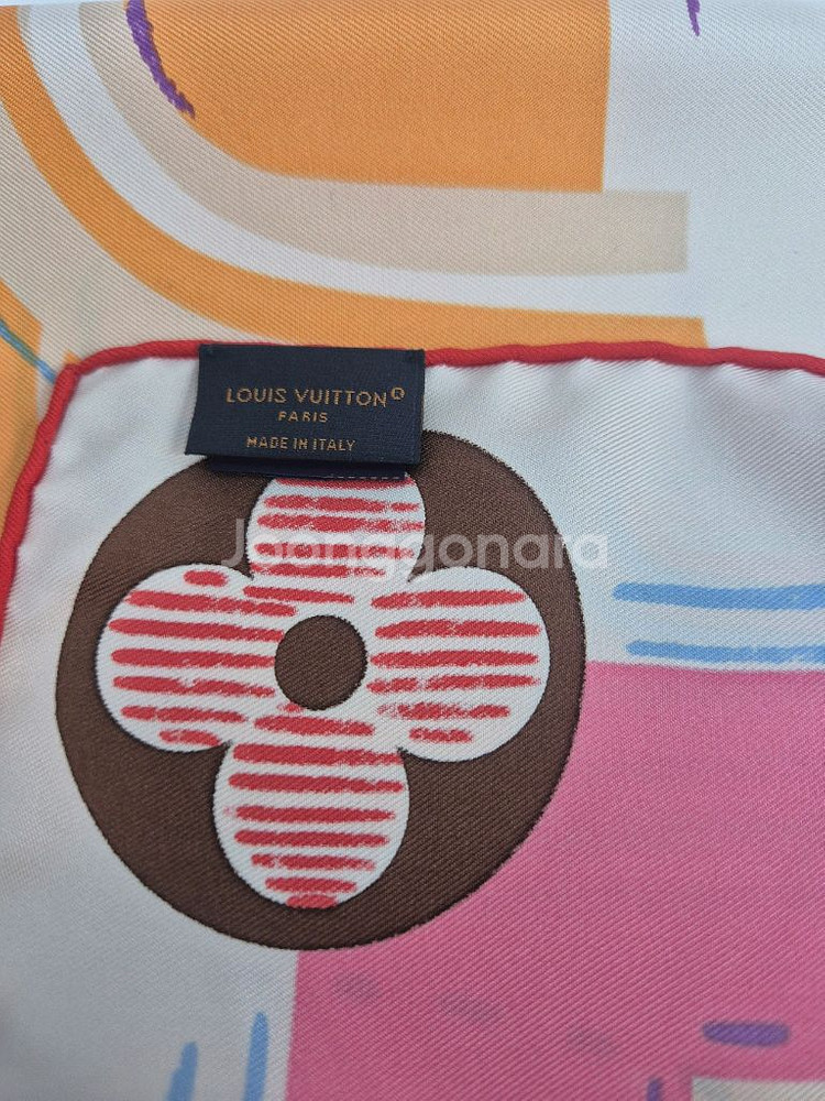 루이비통 실크 스카프 M78347--4