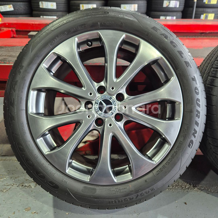 벤츠 E클래스 w213 18인치 휠타이어세트 판매합니다--1