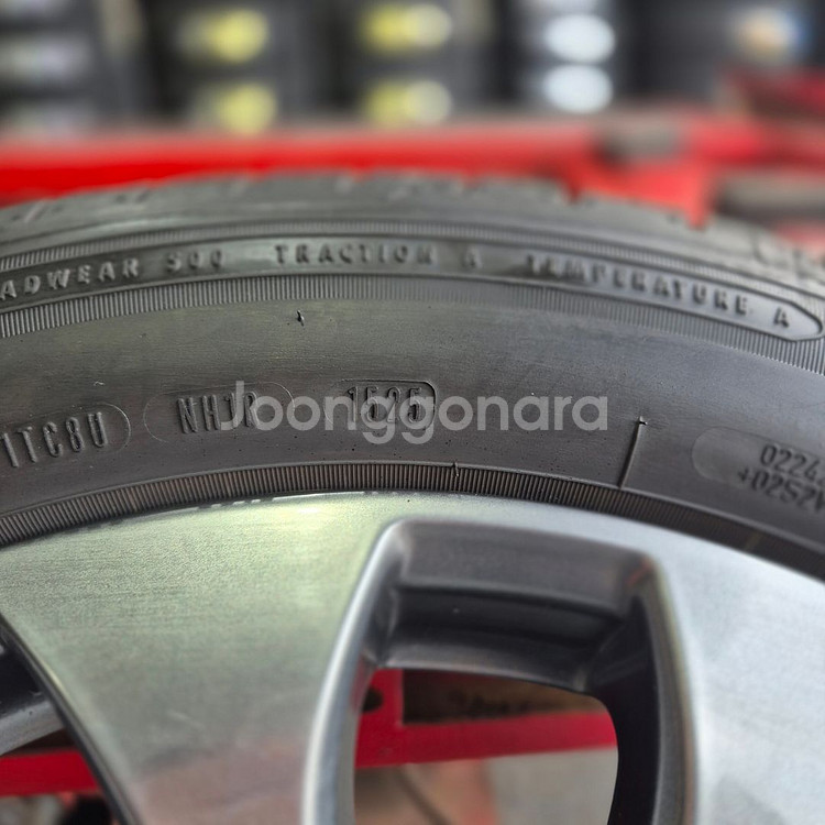 벤츠 E클래스 w213 18인치 휠타이어세트 판매합니다--7