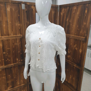 프렌치 빈티지 레이스 브이넥 블라우스 빅사이즈 펀칭3X