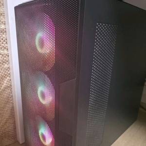 조립pc 7700x,4070ti,64기가램,b650m