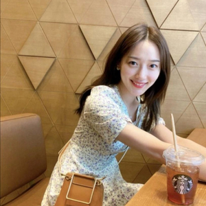 (새상품) 논로걸 플라워 원피스