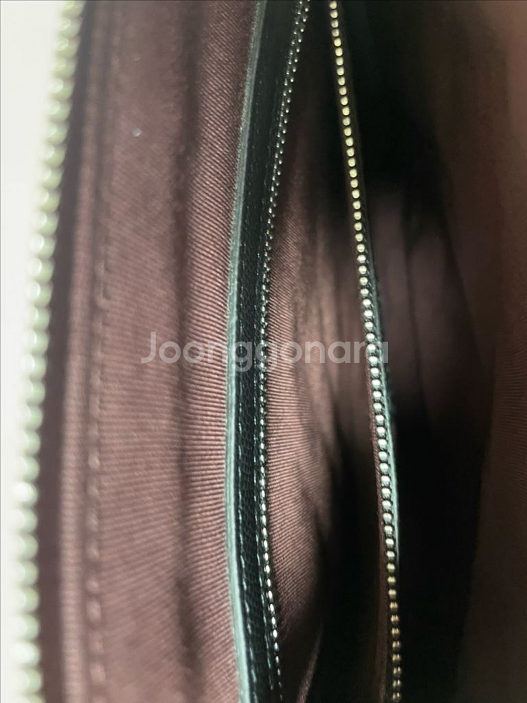 샤넬 캐비어 뉴미듐 클러치 (정품 아닐시 2배 보상)--5