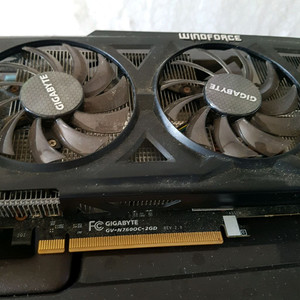 gigabyte GV-N7600C 2g