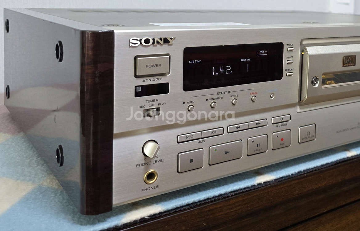 소니 DAT 데크 DTC-2000ES 판매합니다--2