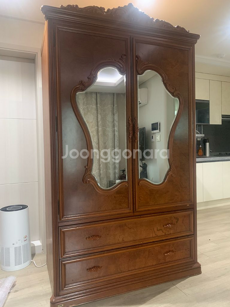 리바트 앤틱 원목 옷장 무료나눔--0