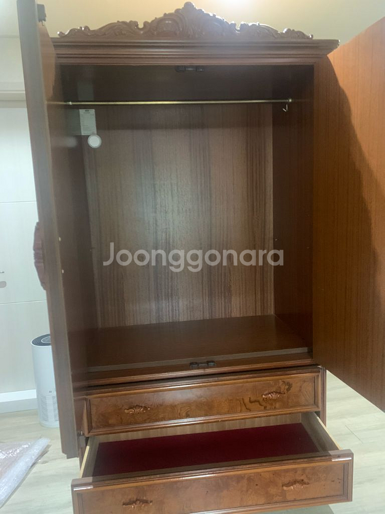 리바트 앤틱 원목 옷장 무료나눔--1