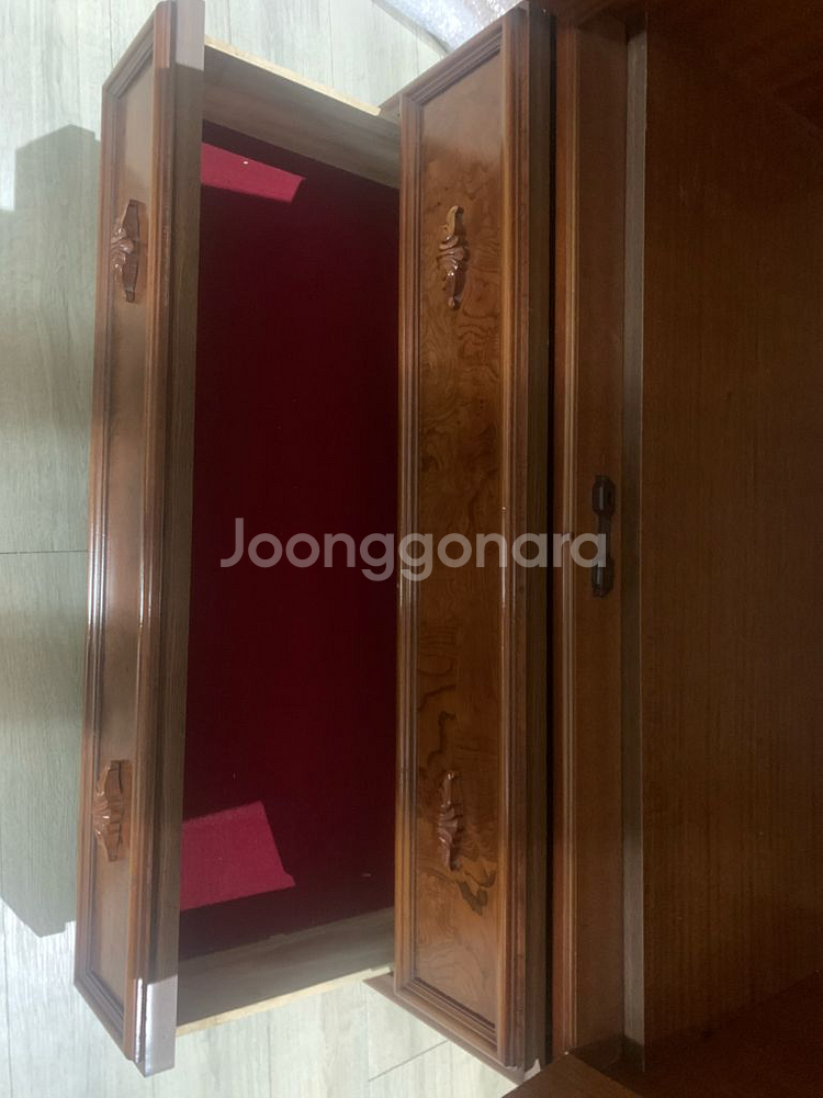 리바트 앤틱 원목 옷장 무료나눔--2