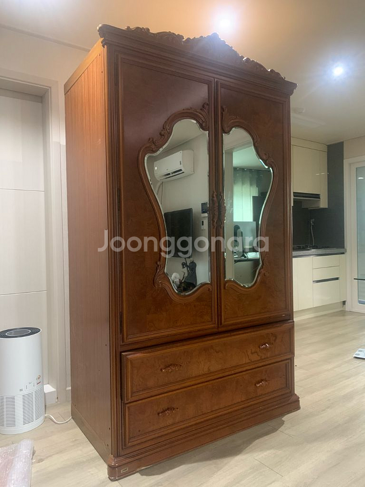 리바트 앤틱 원목 옷장 무료나눔--3