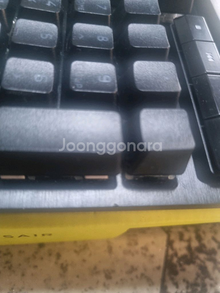 커세어 k70 rgb pro 은축 판매합니다.--2