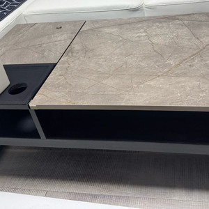 리프트업 테이블