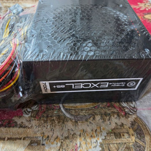 에너지옵티머스 EXCEL 700W 85+ 새상품 파워