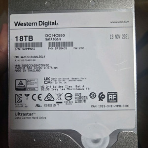 웨스턴디지털 sata 18tb hdd(중고) 팝니다