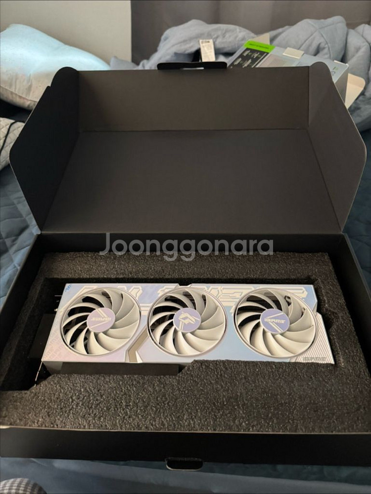 Colorful Igame RTX 4060TI 8GB--2