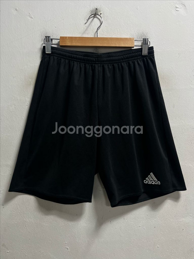 30-32 아디다스 기능성 스판 밴딩 반바지--0