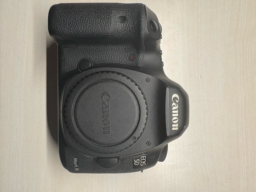 캐논 5D mark3 캐논 24-70f 2.8 II렌즈 이미지