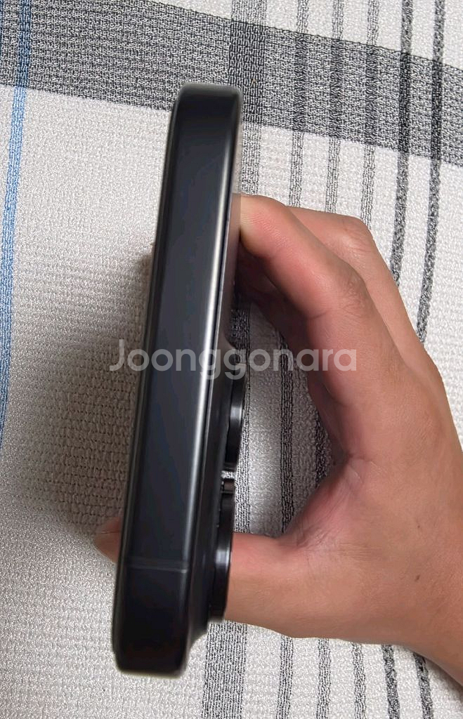 아이폰15 프로맥스 1TB 블랙 티타늄--6