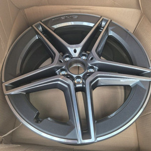 w223 s400d amg 19인치휠 1개 새상품 팝니