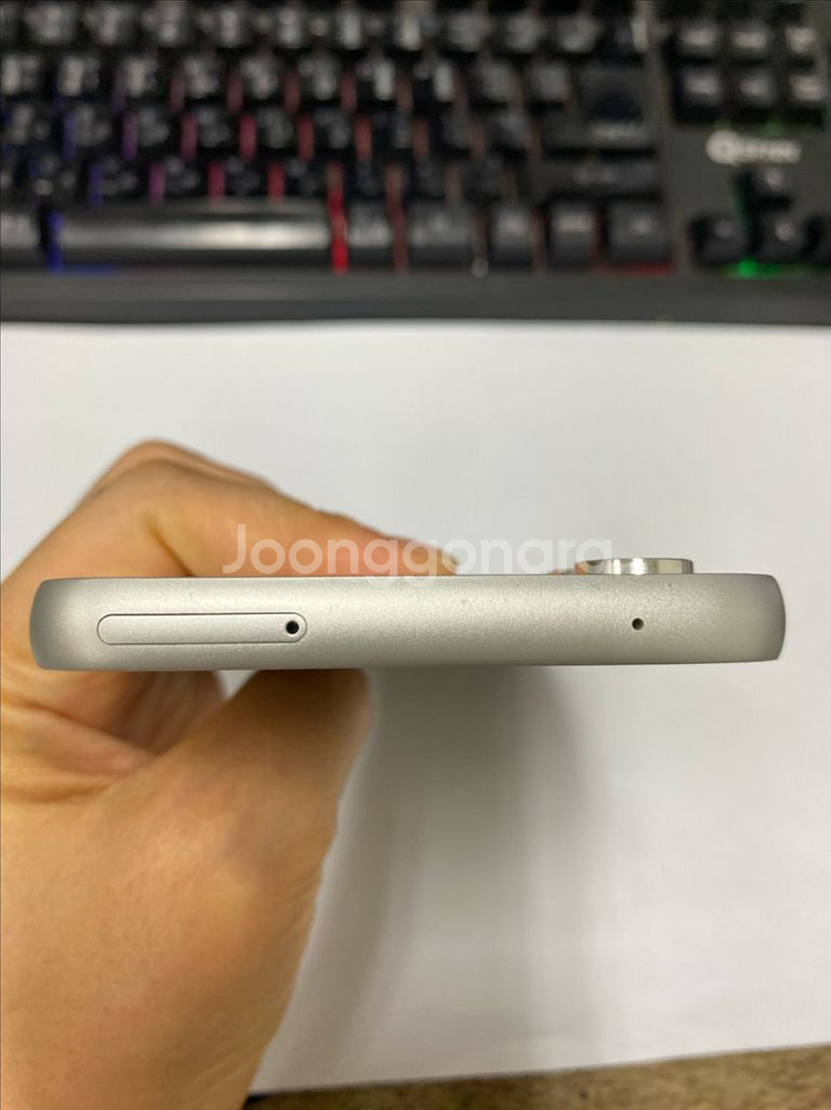 SK 갤럭시퀀텀4 화이트 AA급 128G 무잔상--3