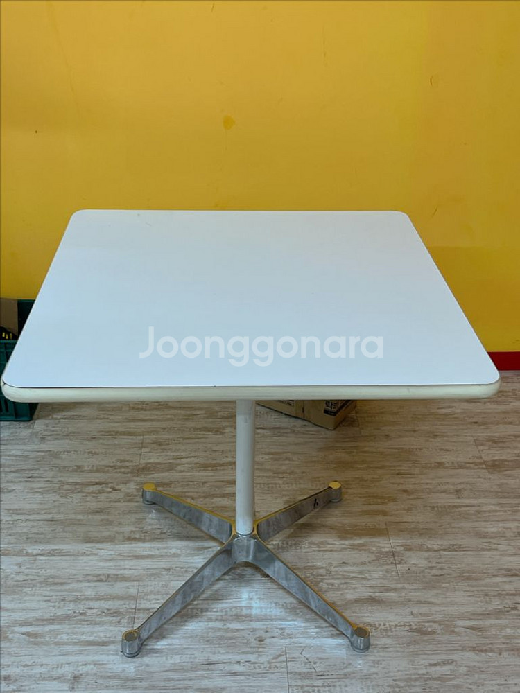허먼밀러 임스 사각테이블--0