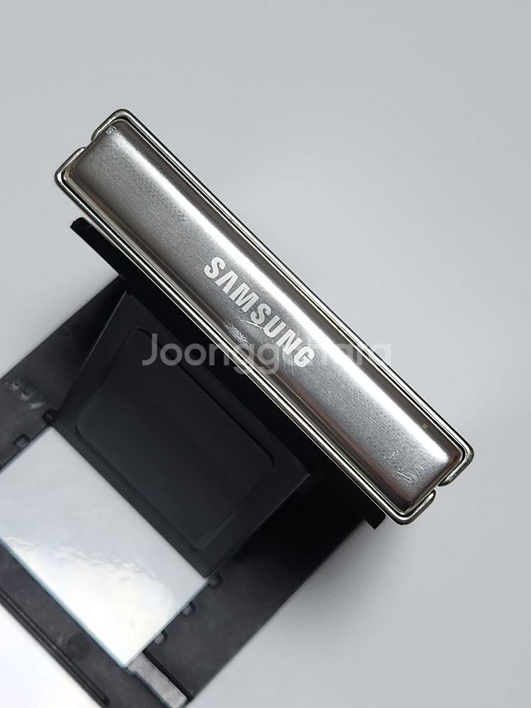 갤럭시Z플립5 256G 무잔상 크림 51381--5