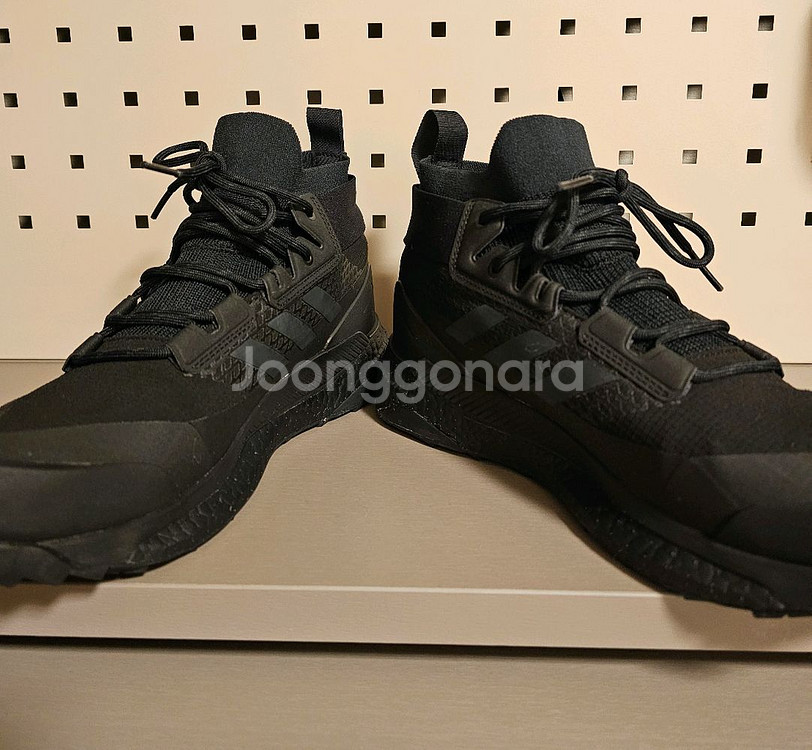 [ADIDAS] 테렉스 프리하이커 275 블랙--1
