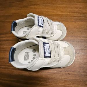 오니츠카 베이비 130