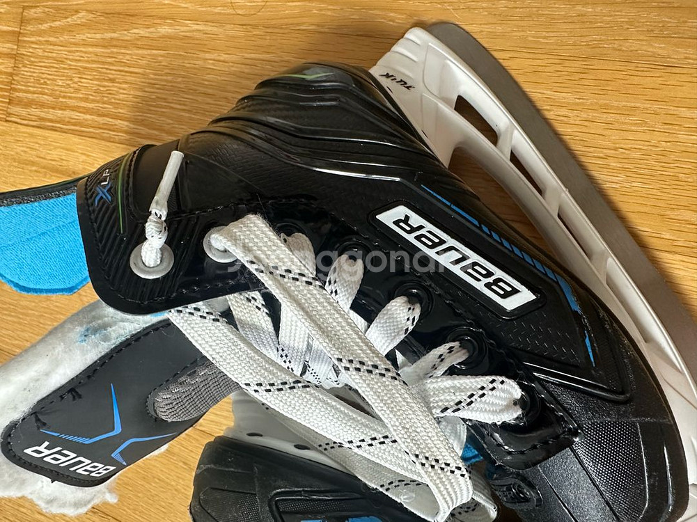 아이스하키 바우어 스케이트만 남음--2