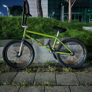 Johnny Raeke 기반으로한 풀커스텀입니다