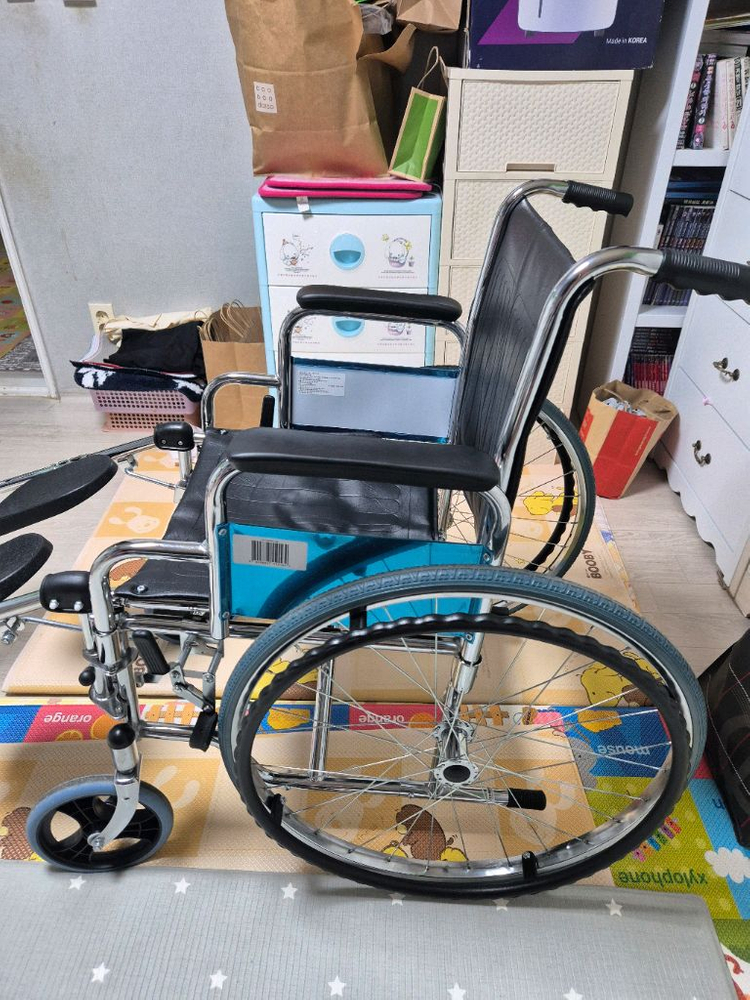 거상휠체어 무릎 휠체어 이미지
