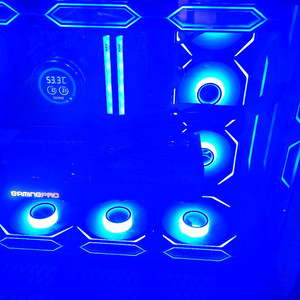 9800X3D+5070TI+48GB램 컴퓨터 판매합니다