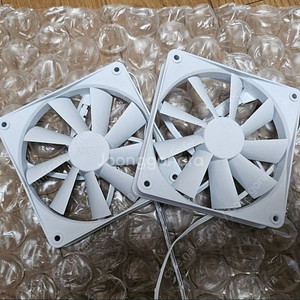 Nzxt f120 rgb,f120q 팝니다(가격다운)