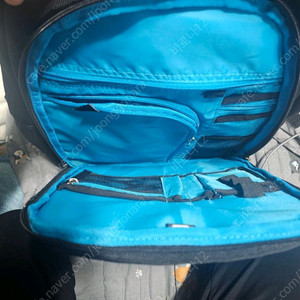 노트북 백팩 가방 팝니다
